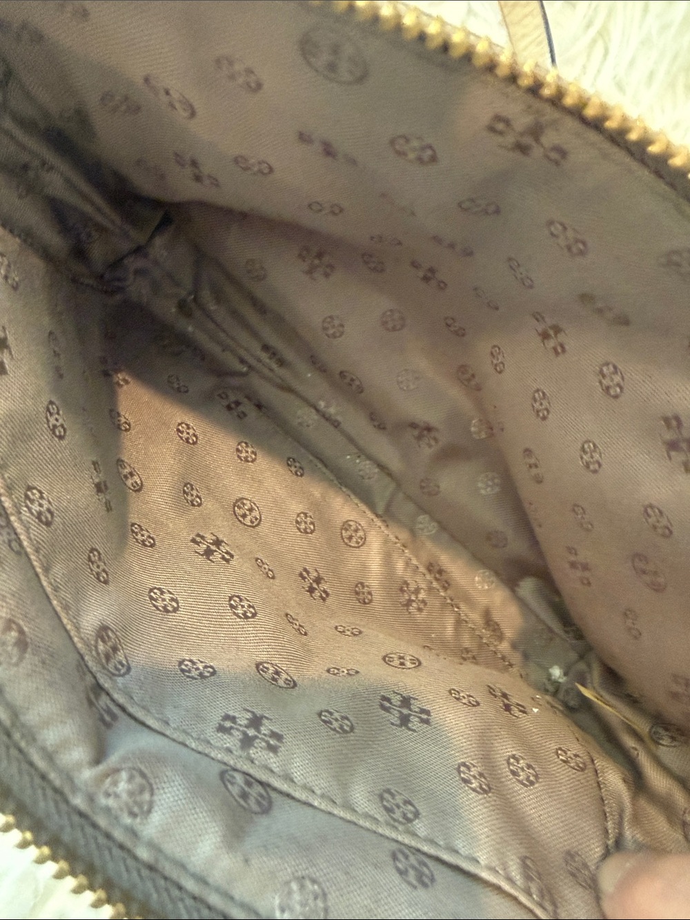 Tory Burch Taupe Leather Crossbody with Dove, Peace & Red Heart Accents - Picture 7 of 8